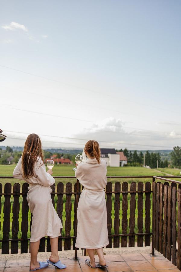 Girls Willa Krakov Exteriér fotografie
